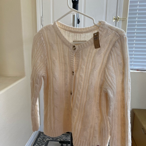 Hollister cream sweater size large - Picture 3 of 13